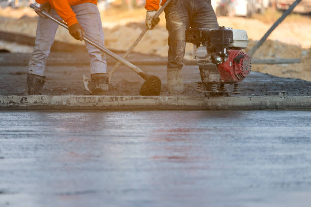 Best Decorative Concrete Services  in Le Claire, IA